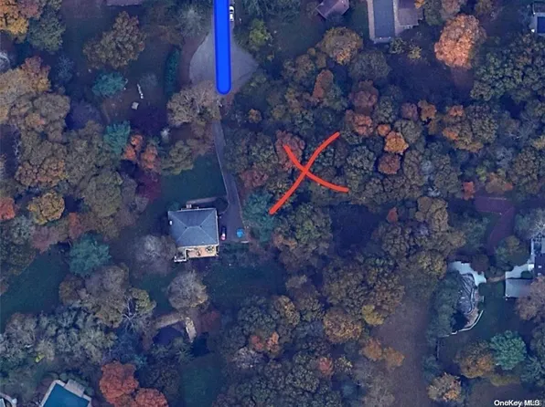 Dolores Lane, Northport, NY 11768