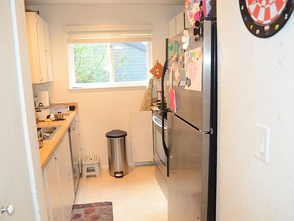 2nd image of 14655 NE 31st St #2nd