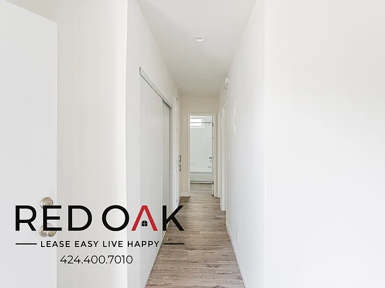 20414 Cohasset St #19 — Photo 5