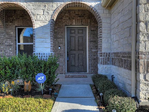 5th image of 25410 Brentmoor Dr