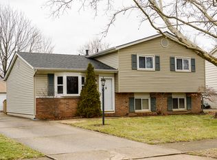 4557 Stonehedge Rd, Columbus, OH 43231