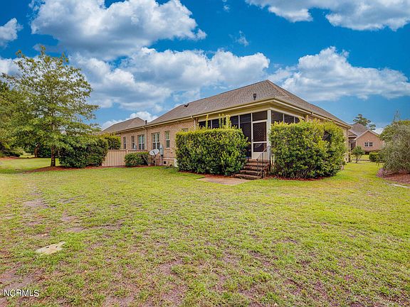 2nd image of 3280 Gardenwood Drive