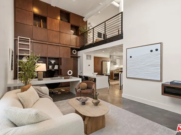 1037 N Laurel Ave APT 14, West Hollywood, CA 90046