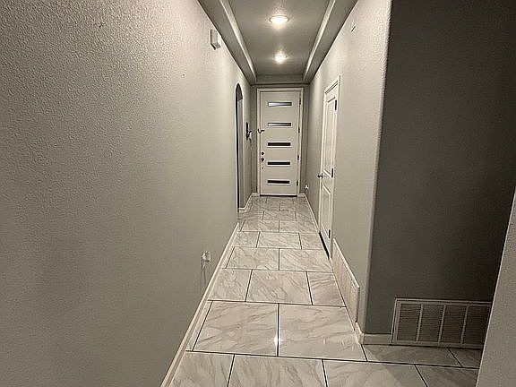 2nd image of 1093 Nickel Hill Ave