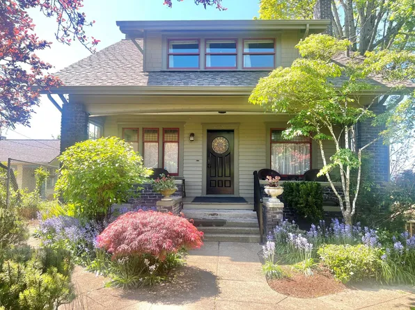 1525 31st Ave S, Seattle, WA 98144