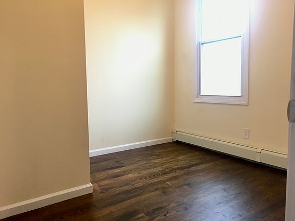 4th image of 166 Armstrong Ave #2E