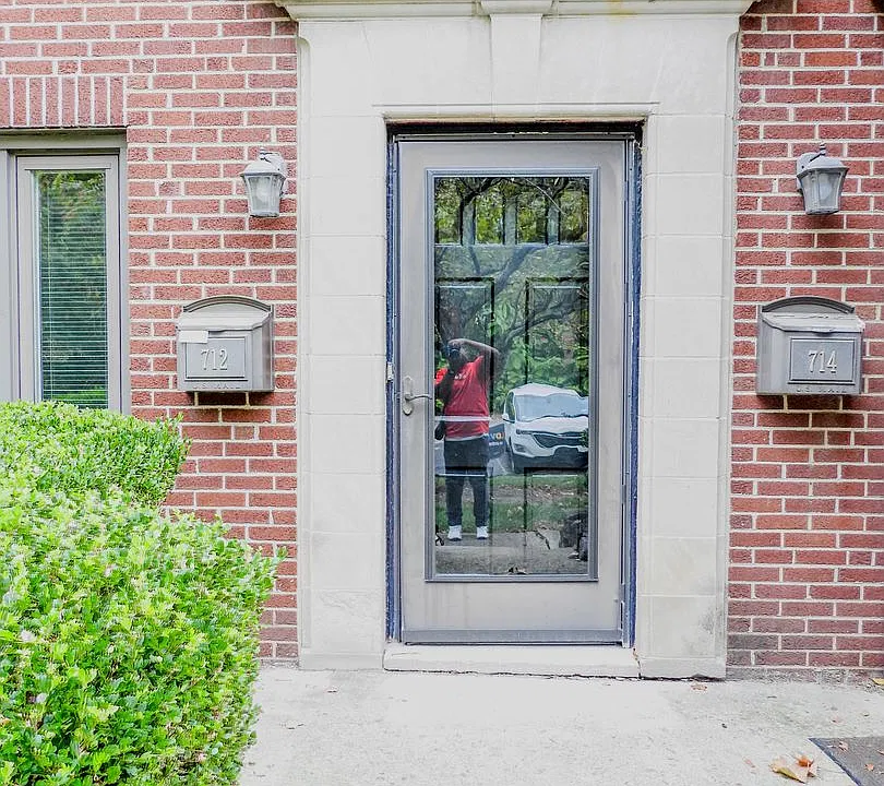 712 Overbrook Dr