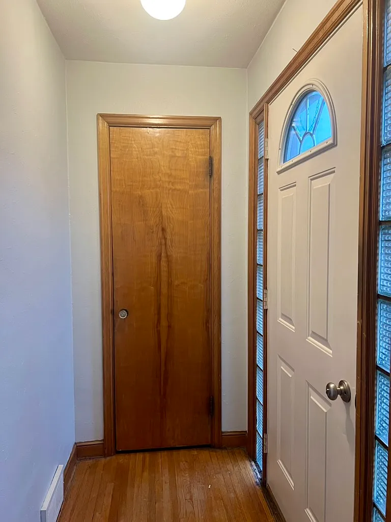 3 bed, 1120 sqft, $1,550 — Photo 3