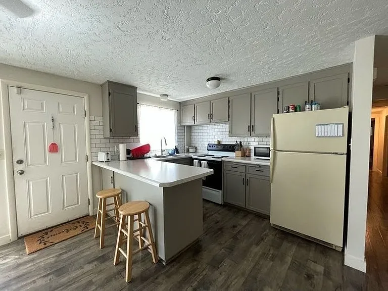 4035 Brinker Ave — Photo 6