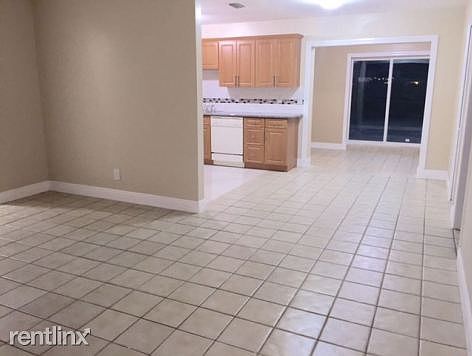 2nd image of 7708 W Henry Ave