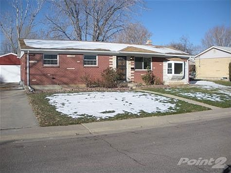 7915 Pennsylvania St 002