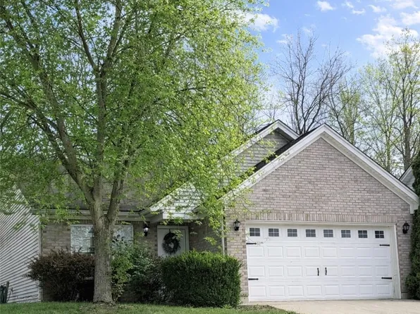 804 Twin Oaks Drive, Henryville, IN 47126