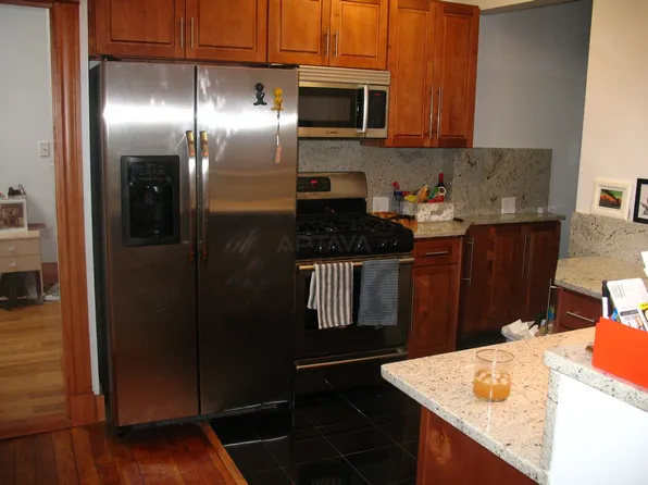 32 Holyoke Rd, Somerville, MA