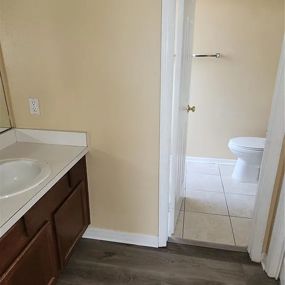 8748 Hampden Dr — Photo 11