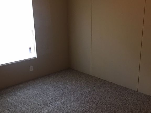 4th image of 140 Cedar Ridge Pl