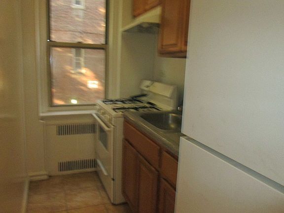 5th image of 4135 45th St #1C