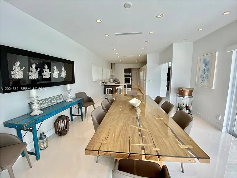 265 N Shore Dr — Photo 11