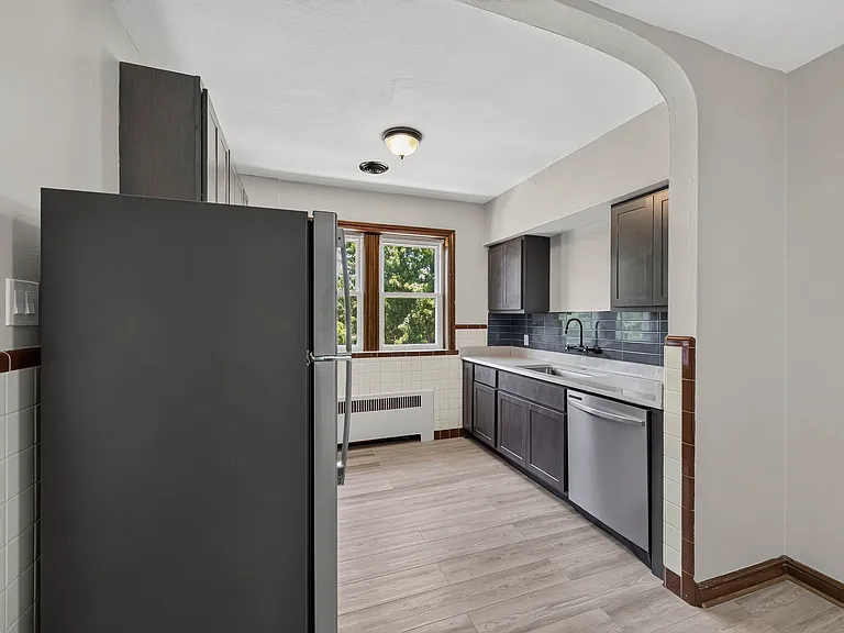 3969 Fillmore St #2F — Photo 4