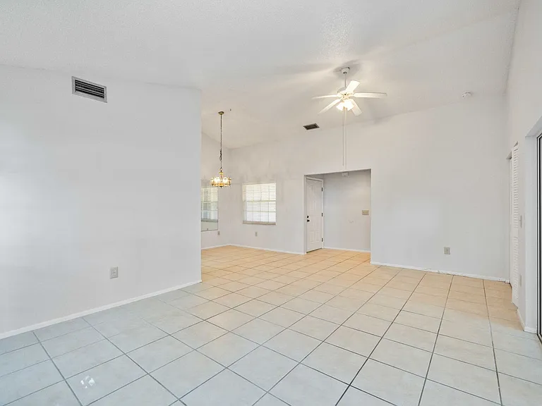 3411 57th Avenue Dr W — Photo 6
