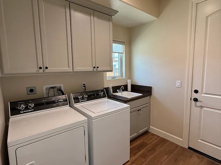 2210 Gamay Ln — Photo 11