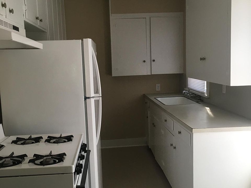 1st image of 721 1/2 Merrick St