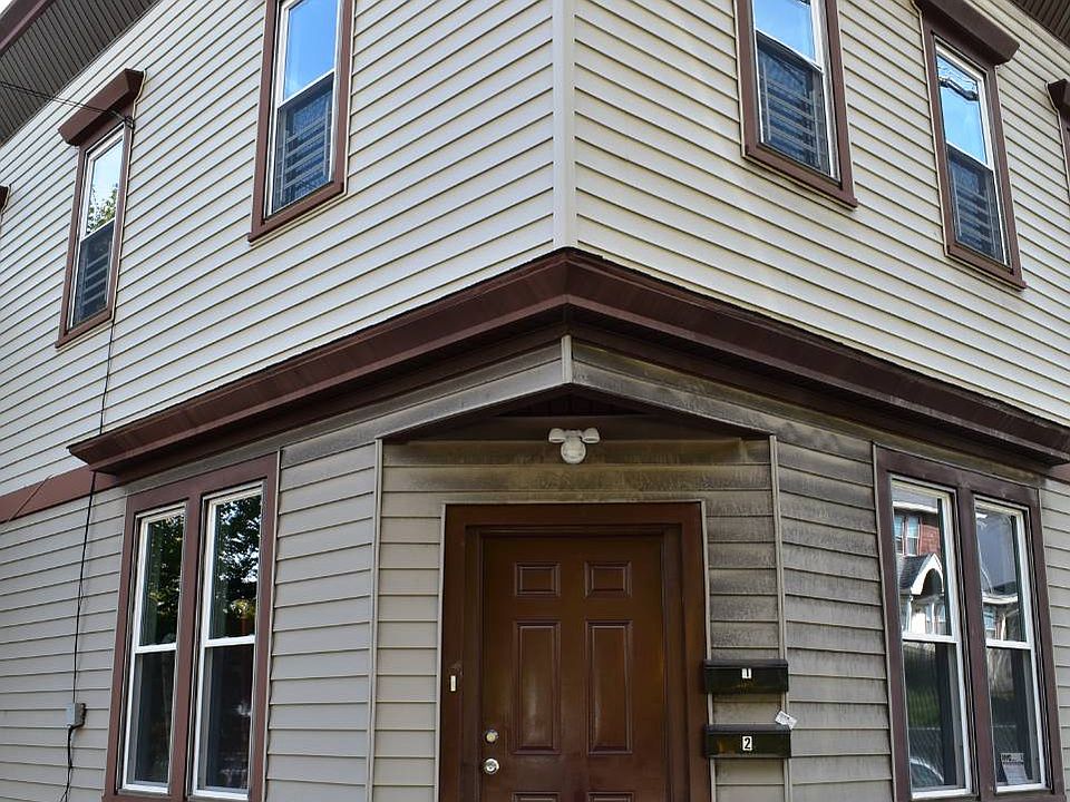 1st image of 801 Van Duzer St