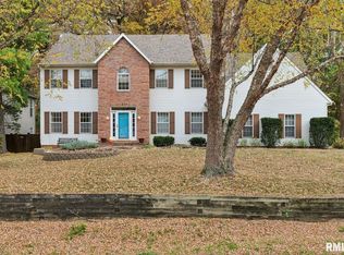 1577 25th St, Bettendorf, IA 52722