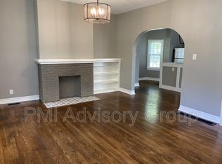 2002 SW Washburn Ave, Topeka, KS 66604