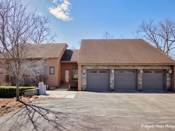 4901 Hill Rd, Richmond, IL 60071