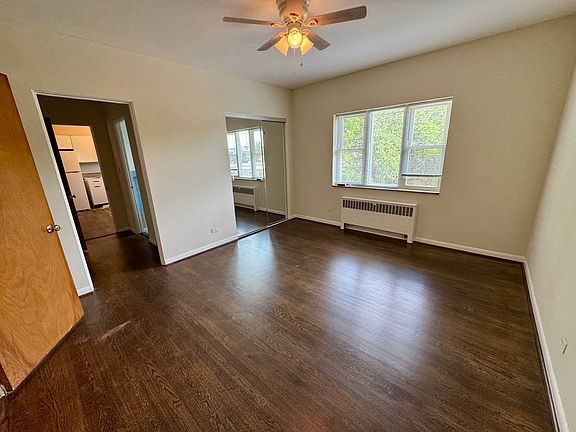 3rd image of 5303 N Rockwell St APT 3