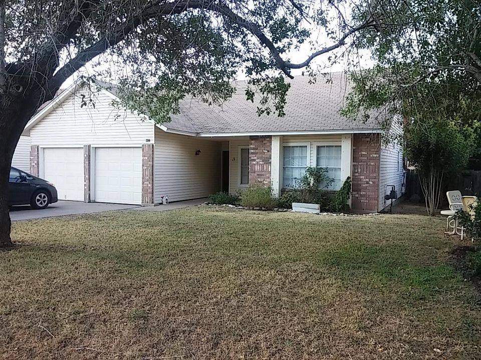 1st image of 1200 York Castle Dr