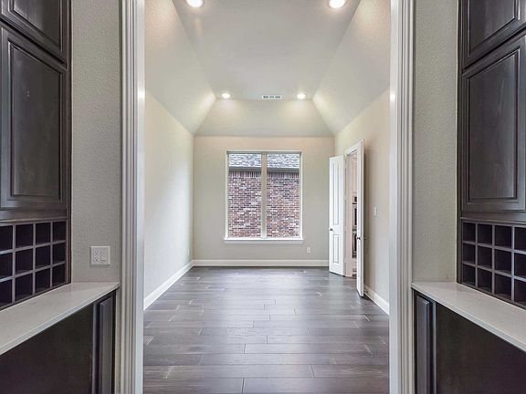 5th image of 3608 Kern River Dr