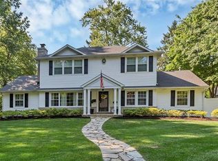 1344 Green Tree Ln, Saint Louis, MO