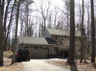 35 Winter Hill Rd, Goffstown, NH 03045