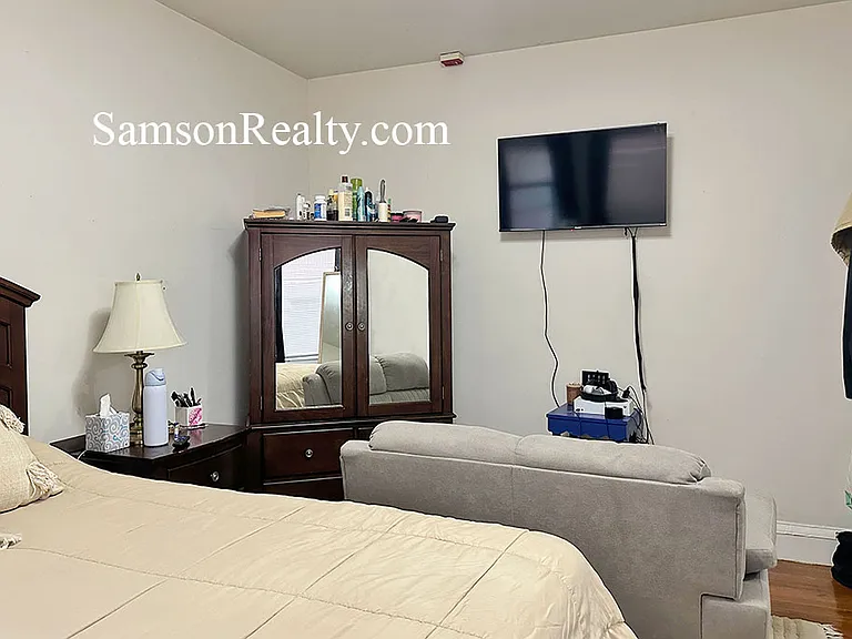 67 Medway St #1 — Photo 5