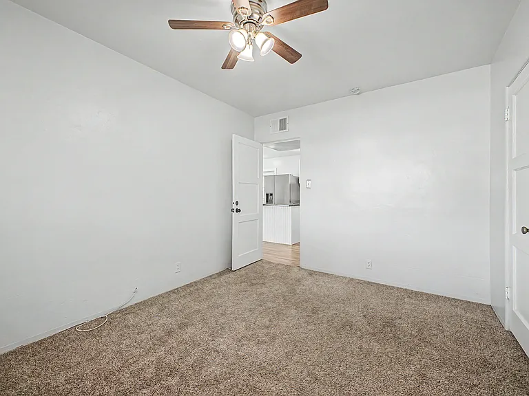 1638 E Williams St — Photo 10