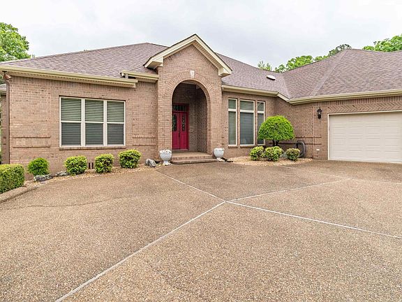 3rd image of 63 Magellan Dr