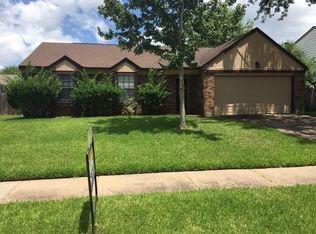 1010 Tanglewild Ln, Richmond, TX 77406