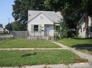 4494 1st St, Wayne, MI 48184