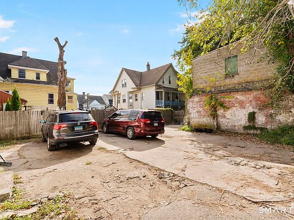 3rd image of 335 Willow Street