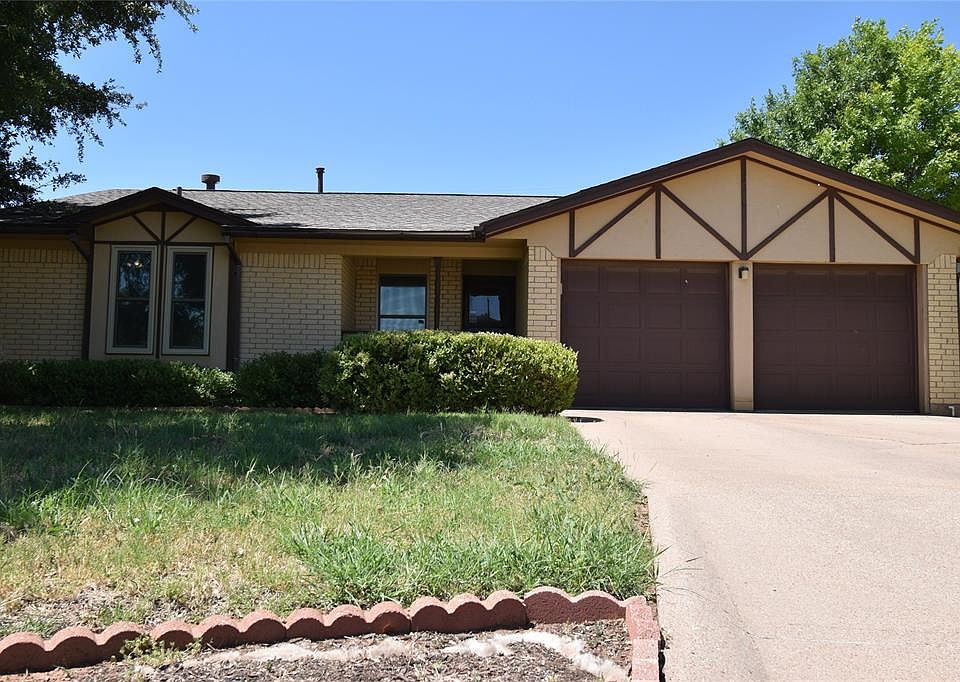 1st image of 3941 Janice Ln