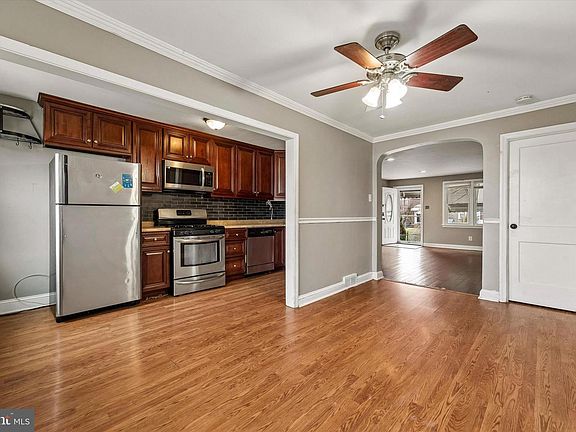 3rd image of 517 Chester Ave