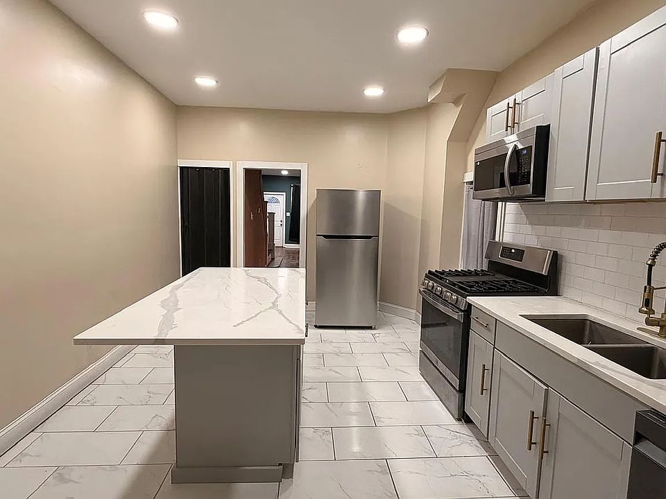 1st image of 1159 Chambers St