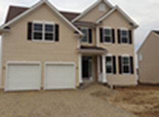 607 Wild Rose Cir, Lake Villa, IL 60046