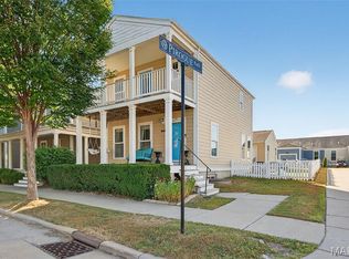 3165 Canal St, Saint Charles, MO 63301