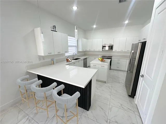 17430 SW 46th St — Photo 15