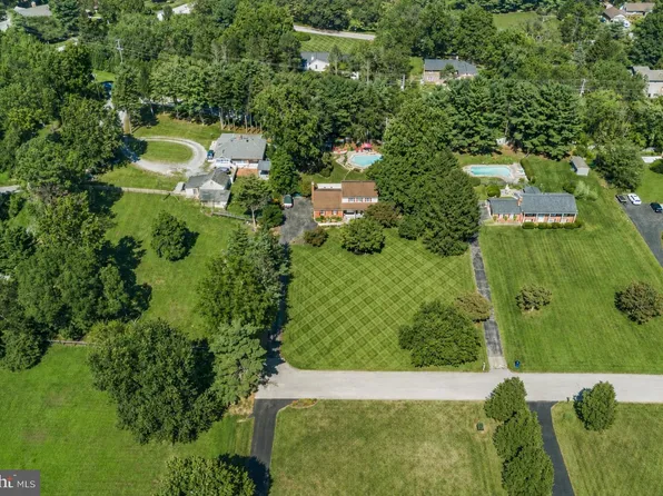 13180 Deanmar Dr, Highland, MD 20777