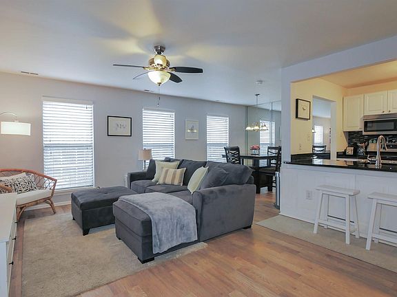 2nd image of 1521 Madison Ct #1521