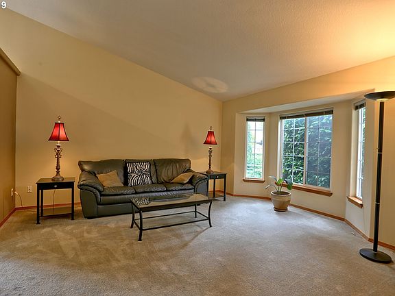 2nd image of 9325 NE 12th Way