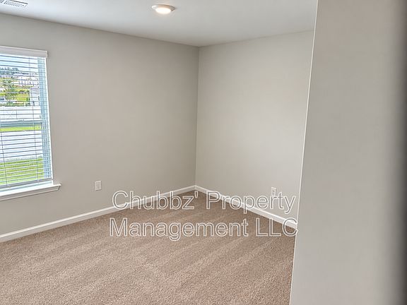 4th image of 2126 Sanctum St